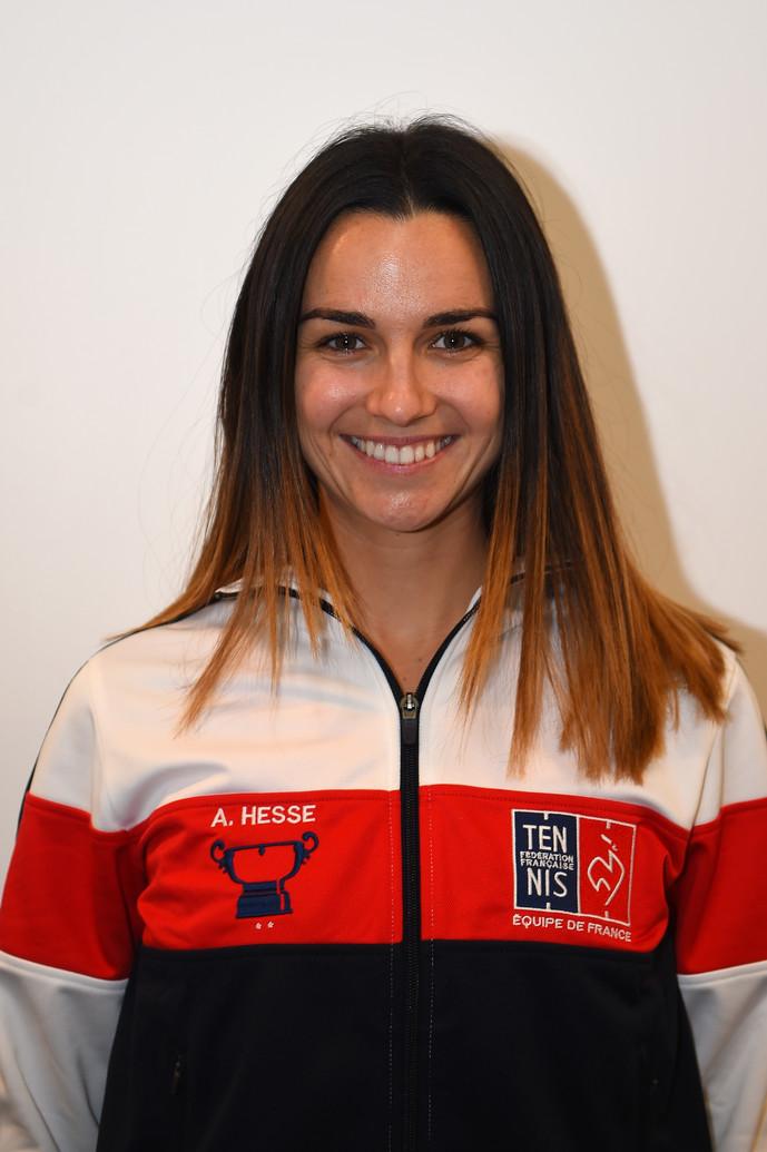 Headshot of Amandine Hesse