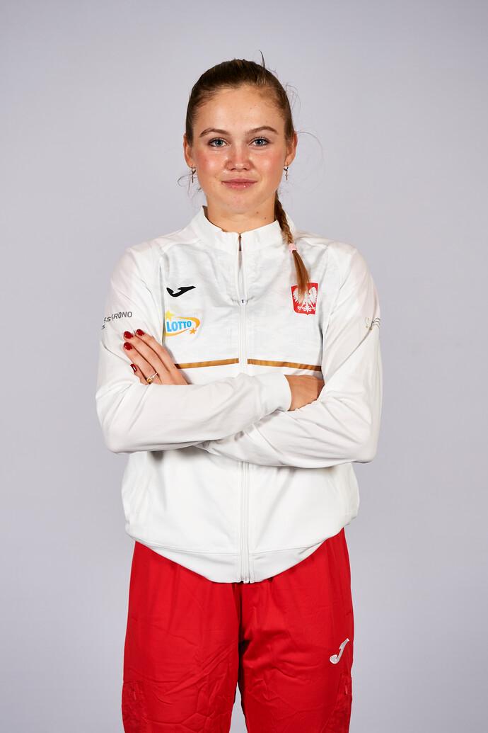 Headshot of Linda Klimovicova