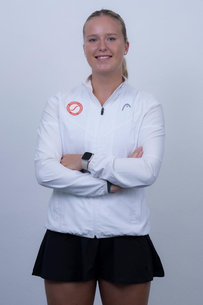 Headshot of Emma Kamper