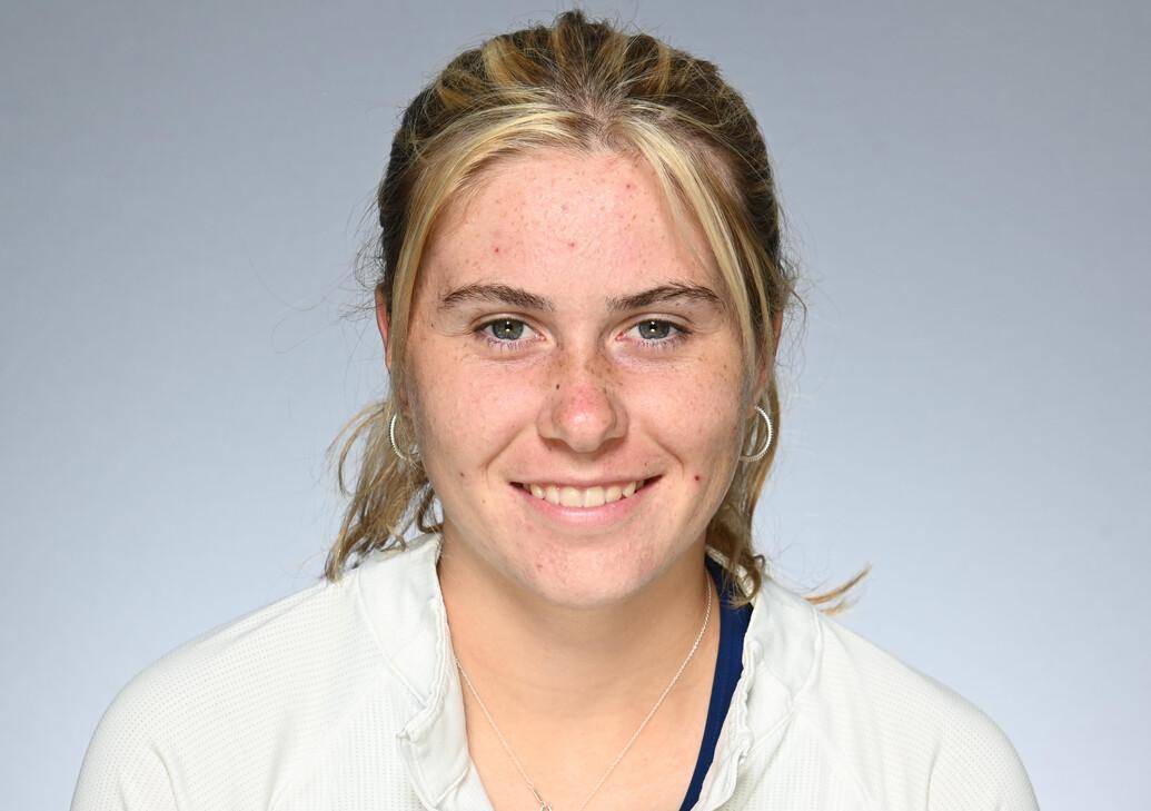 Headshot of Ella McDonald