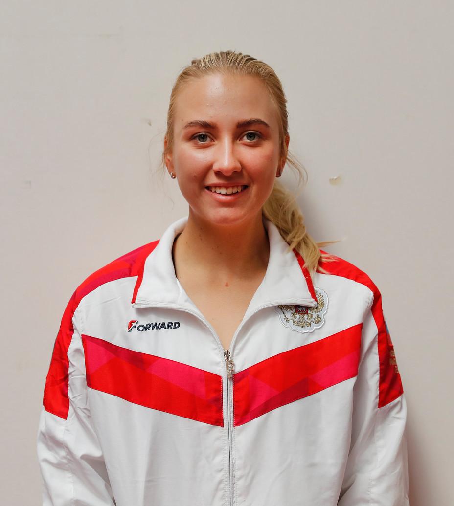 Headshot of Anastasia Potapova