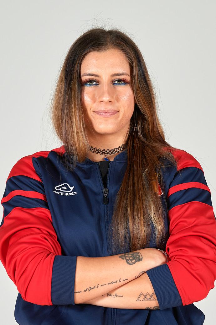 Headshot of Andreea Prisacariu
