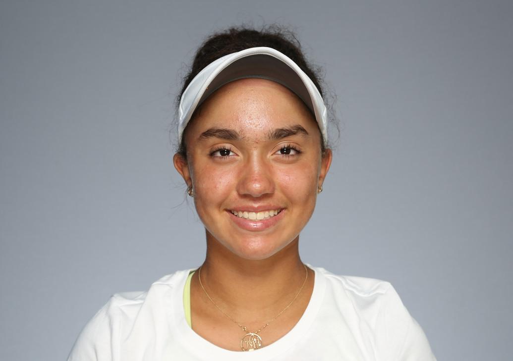 Headshot of Katrina Scott