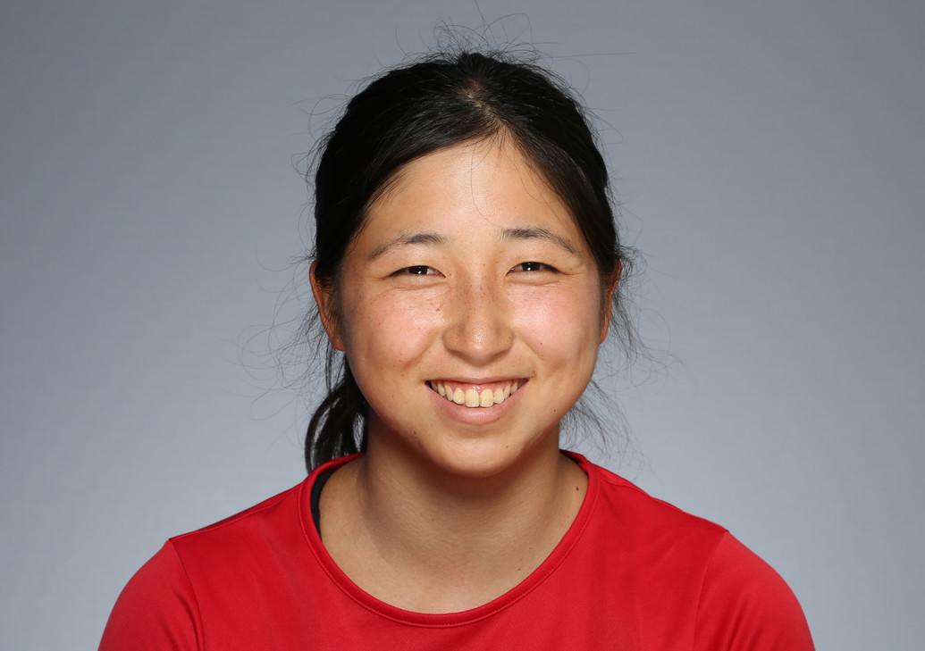 Headshot of Ayano Shimizu
