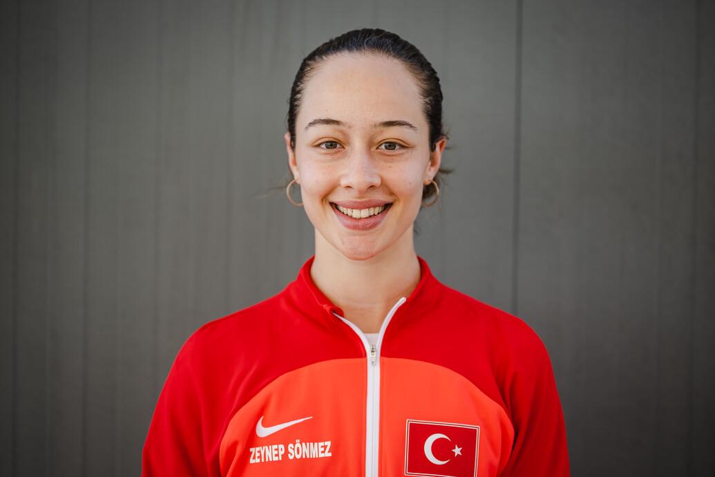 Headshot of Zeynep Sonmez