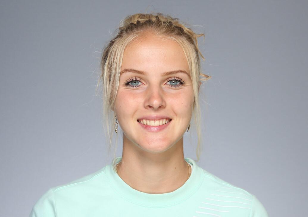 Headshot of Joelle Lilly Sophie Steur