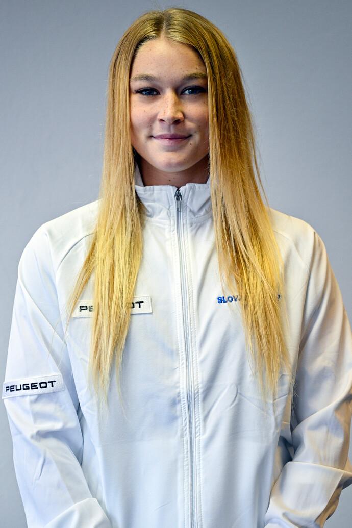 Headshot of Radka Zelnickova